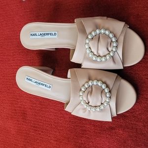 Karl Lagerfeld Henri-P pearl Bow leather mules Nude size 10M.